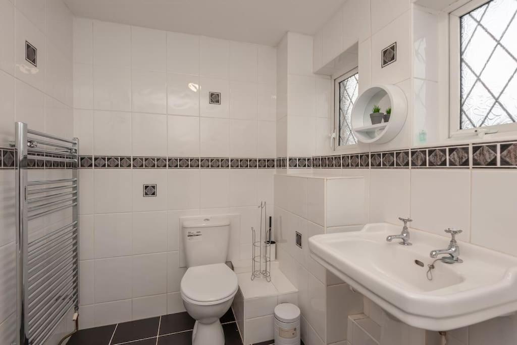 Leed City Centre - Armley Wortley Λιντς Εξωτερικό φωτογραφία