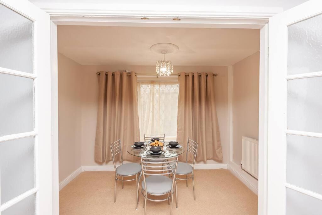 Leed City Centre - Armley Wortley Λιντς Εξωτερικό φωτογραφία